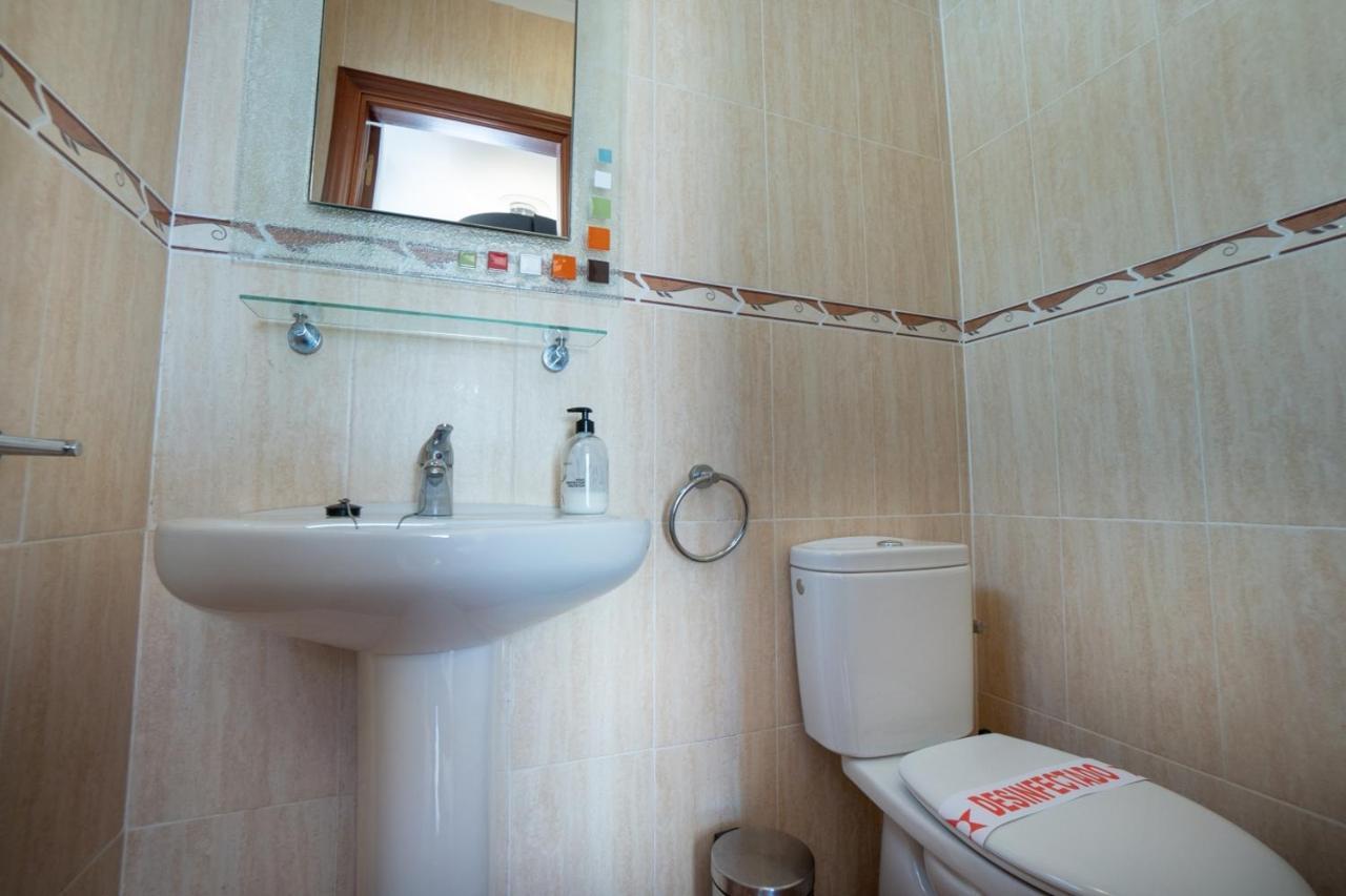 Marina Bella 1F Menyber Apartment เนร์คา ภายนอก รูปภาพ