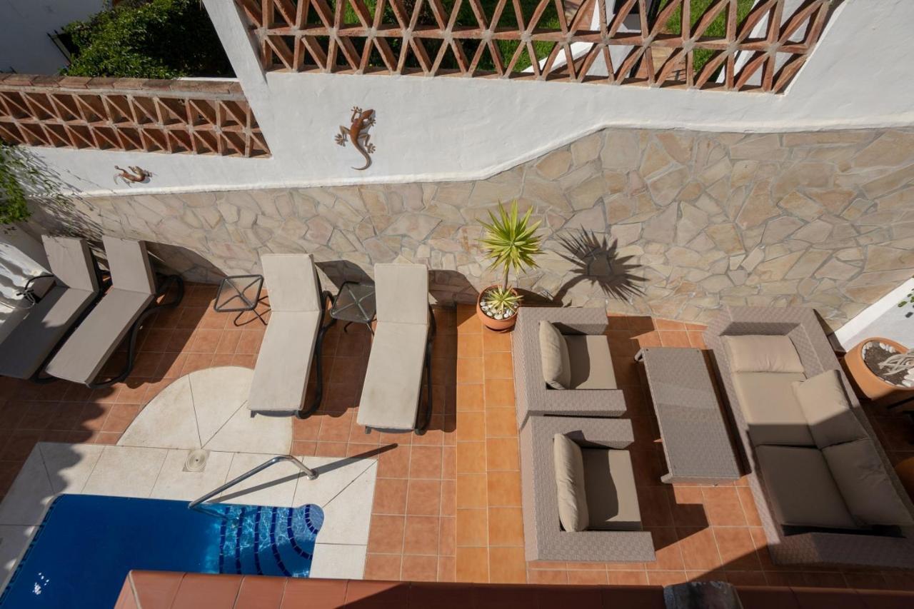 Marina Bella 1F Menyber Apartment เนร์คา ภายนอก รูปภาพ